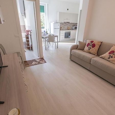 Olivia New Apt With - Ac مونتيروسّو ال ماري المظهر الخارجي الصورة