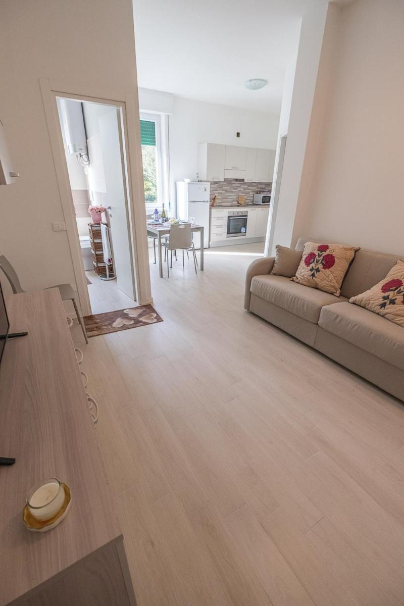 Olivia New Apt With - Ac مونتيروسّو ال ماري المظهر الخارجي الصورة